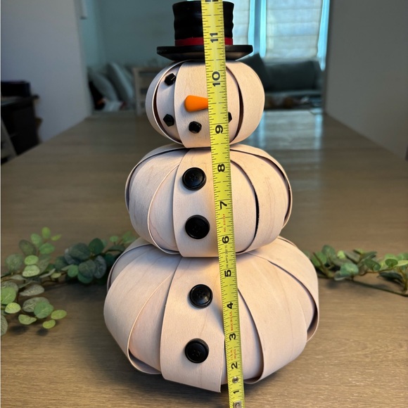 Longaberger Snowman Decor with Black and Orange Accents - Picture 12 of 12